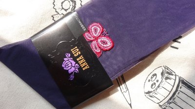 日本原裝Anna Sui紫色刺繡蝴蝶長筒絲襪~賣場Anna Sui均一價450