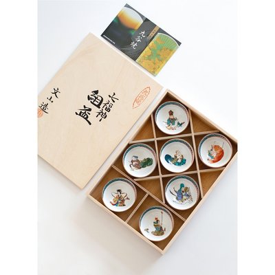 現貨熱銷-日本進口九谷燒七福神圖酒杯7只套裝日式陶瓷小茶杯清酒杯禮物盒