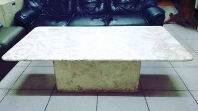 沙發桌 矮餐桌 客廳 義大利 純天然大理石(含底座) 簡約風 二手 九成新(原價80000 長136CM