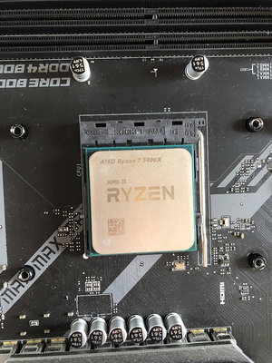 AMD R7 Ryzen 7 5800X CPU 八核