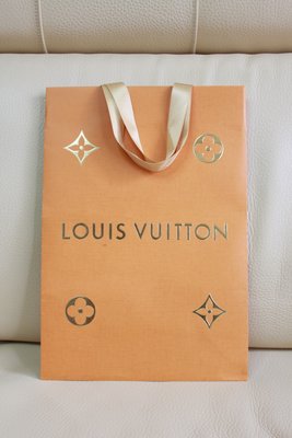LV LOUIS VUITTON 原廠 皮夾 皮包 手提袋 紙提袋 包裝袋 結婚 六禮包裝 訂婚 收藏 文定