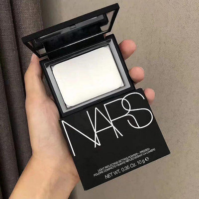 『靚靚美妝』&Joyikaka -免稅正品 NARS 粉餅 裸光蜜粉餅 光透感 定妝粉餅裸妝持久定妝控油粉餅 10g