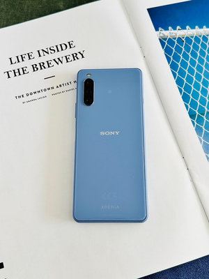 勝利店-二手機#中古機SONY 10 III (6G+128G) 藍色(已過保)