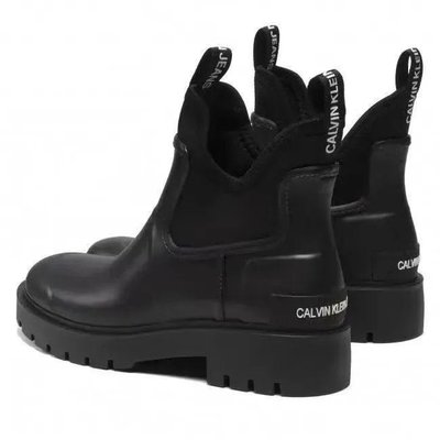 99 歐元 36-41碼 Calvin Klein 帥氣黑色雨靴 750元