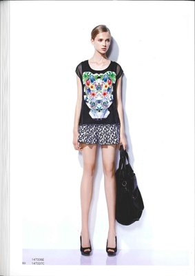 [設計師嚴選]荷雅婷設計師服飾，俏麗短褲,特價900元