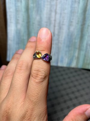天然黃水晶蛋面寶石切工紫水晶三角寶石切工雙色閃爍雙拼設計款戒指