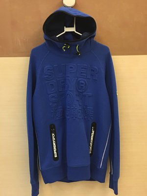 。☆全新☆。英國潮牌SUPERDRY極度乾燥正品男款連帽長袖T(L)//原價五千左右