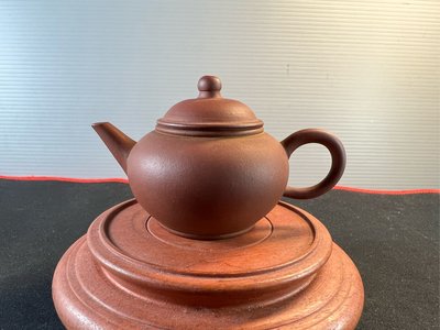 早期中國宜興紅紫砂標準壺約3杯 五孔 稀有