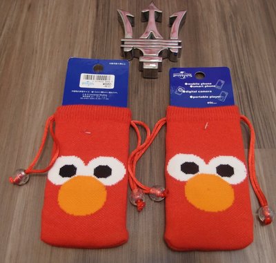 日本環球影城出品 Sesame Street 芝麻街 Elmo 手機套 證件袋　發票　零錢包　小物　隨身小包　多用途