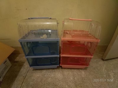 寵物籠子，鼠籠，三層，兩種顏色可選尺寸約40高*25*20