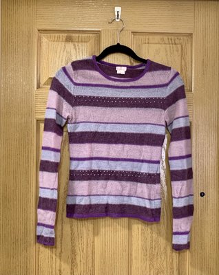 Color 18 珠飾 紫色橫紋漂亮毛衣