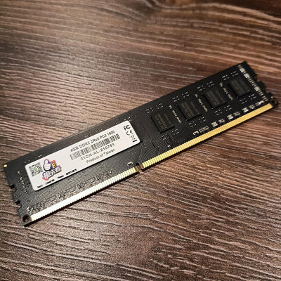 NeoForza 凌航 桌上型記憶體 DDR3-1600 4G PC3-1600 雙面 顆粒 功能正常 二手良品 便宜出清 詳見照片及官網說明