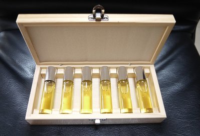 老師傅手工製 松木精油木盒(8ml*6格) (非檜木聚寶盆、檜木盒、肖楠、牛樟、崖柏、黃檜)~出清價