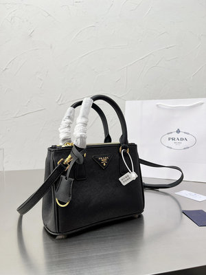 熱款直購#Prada 殺手包 5色 經典包款 手提包 單肩斜挎包 女包 禮物 尺寸 23 16cm