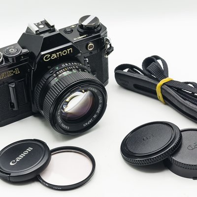 二手新中古:經典CANON AE-1黑+NFD 50mm F1.4 輕巧文青相機135底片機85