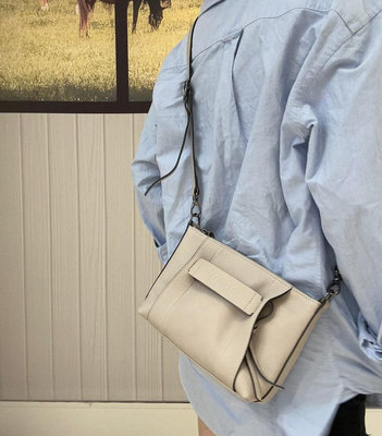 小皮美國代購   LONGCHAMP  瓏驤  新款牛皮3D系列信封包  單肩斜挎手提包