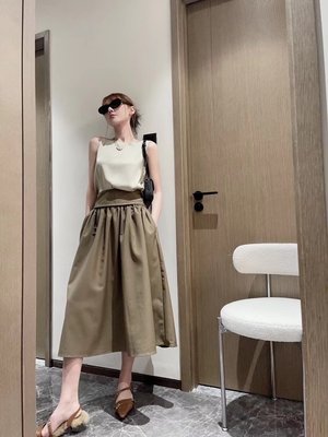【MOMO全球購】Christian Dior 2023SS女士新款雙色半裙 百搭半身裙 立體裁剪 收腰顯腿顯瘦