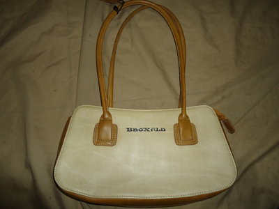 Baoxilu 米白色+棕色手提包,底寬度29.5*6cm,高度14.5cm,少用降價大出清