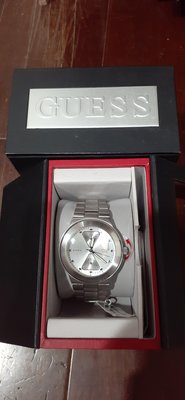 GUESS STEEL 男錶 白色 10ATM 日本機芯 全新正品 附錶盒