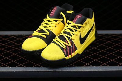 Nike Kyrie 3 “Mamba Mentality” 黑黃 籃球鞋AJ1692-700