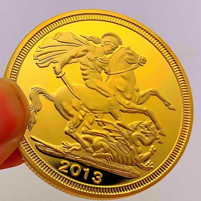 特價！2013英國女王伊麗莎白二世皇冠鍍金紀念幣 躍馬牙仙子硬幣金幣