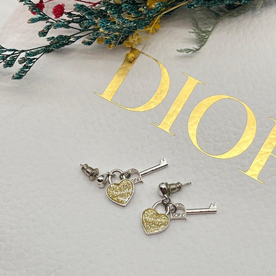 【哈極品】美品《Christian Dior 銀色愛心鑰匙造型耳針/耳環/飾品》