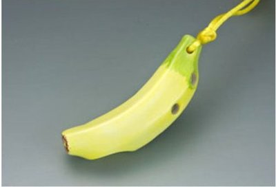 四孔陶笛 香蕉造型 (ZK0-7) 內附簡易指法表 【4孔陶笛】