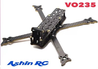 VO235穿越四軸 全機架3K碳纖維材質 (自行CNC加工)