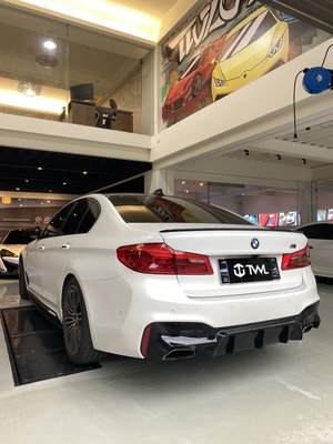 《※台灣之光※》全新精品 BMW G30 16 17年5系列五系列M5樣式鴨尾尾翼素材ABS材質 台灣製造
