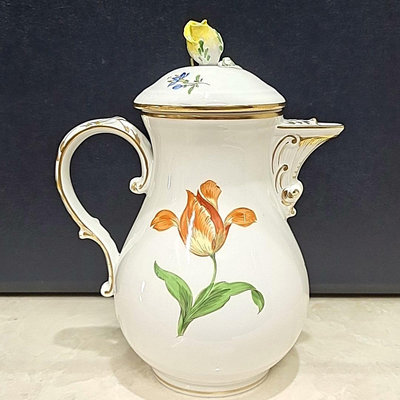 【二手】德國梅森Meissen手繪浮雕雙面德花精品摩卡咖啡壺: 古董 老貨 收藏 【古物流香】-1663