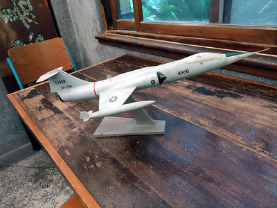 完整 F104  長 52.5  金屬 飛機模型  F-104戰鬥機 大型 老戰機 老飛機 早期 戰機 航空 模型