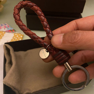 BV 鑰匙圈 BOTTEGA VENETA 小羊皮 編織 鑰匙扣 (酒紅色)