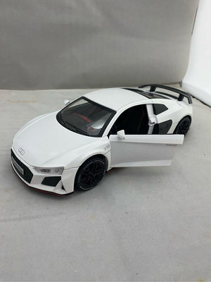 玩具收藏*奧迪Audi【R8 V10 Plus】模型車1:24｜合金汽車模型｜擺件聲光回力玩具｜跑車收藏
