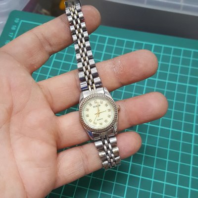 錶帶很長 石英錶 男錶 女錶 零件錶 通通直接賣一賣 另有 軍錶 潛水錶 老錶 D02