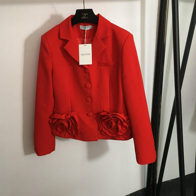 Leann代購~ Valentino 2024新款立體花朵裝飾翻領長袖西裝外套