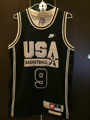 二手正品 NIKE 美國隊 USA 奧運 JORDAN 黑金 球員版 DREAM TEAM S號 背心 球衣