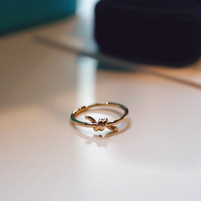 【少女馆】新款蒂芙尼戒指Tiffany家Knot系列繩結戒指男女情侶對戒指環氣質顯瘦顯白戒指 指環 手飾首飾 珠寶 飾品