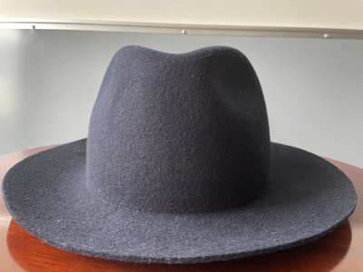 全新日本品牌 Ca4la 日本原廠製造紳士帽深藍色海軍藍 義大利59號 Fedora Borsalino 款