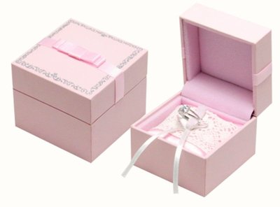 設計款 粉紅浪漫蕾絲情人戒指盒 禮物盒 項鍊盒 飾品盒 首飾盒 紙盒 婚禮小物 收藏盒 珠寶盒 盒 批發