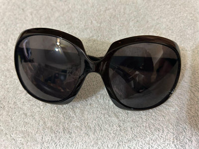 二手太陽眼鏡/黑色大鏡框墨鏡，台北可面交