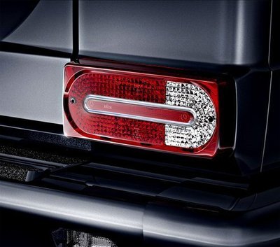 現貨熱銷-易車汽配 Benz 賓士 G W463 G320 G350 G500 G550 改裝 鍍鉻銀 後燈內框圓框飾貼