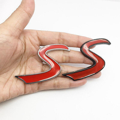 【熱賣精選】3d 鉻金屬紅色字母 S 汽車標誌貼紙適用於英菲尼迪 Q50 Q50L G37 G25 QX70 FX35 FX37 汽