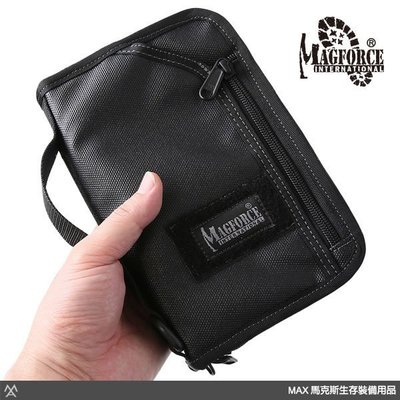 馬克斯 馬蓋先 Magforce - 旅行家護照證件袋 (膠注黑) / 軍規級材質模組化裝備 | 0820 B02