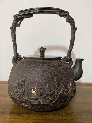 砂鐵壺鐵壺低價甩賣一個藏王堂鐵壺純手工