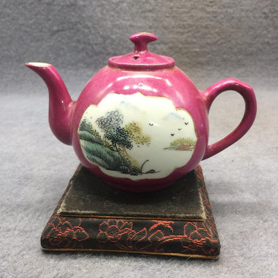 民國時期胭脂紅釉粉彩開窗山水茶壺古董古玩瓷器收藏擺件
