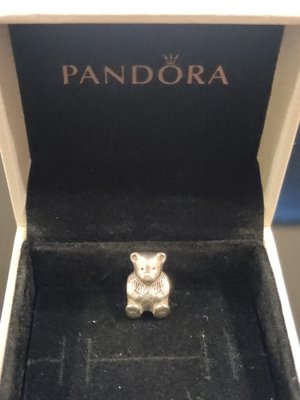 保證專櫃正品PANDORA潘朵拉可愛小熊🐻，，串珠手鍊，絕版款。
