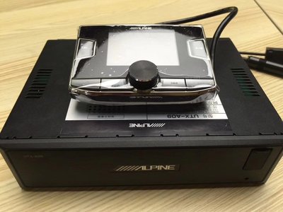 Alpine utx-A09 最新無損檔案播放機