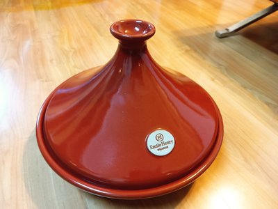 法國 Emile Henry 塔吉鍋 32公分 水汽循環 無水烹煮 陶瓷/無毒陶土 紅色 約8成新，新竹市面交。