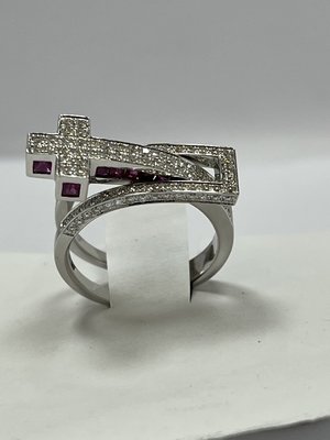 (板信當舖流當品) 造型 十字架 鑽石 寶石 女用 18K金 鑽戒   PS437