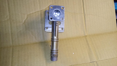 天然氣 熱水器 零件 瓦斯管支架 接瓦斯流量調節閥 通用零件(婦友牌 LC-H229R汰下零件)